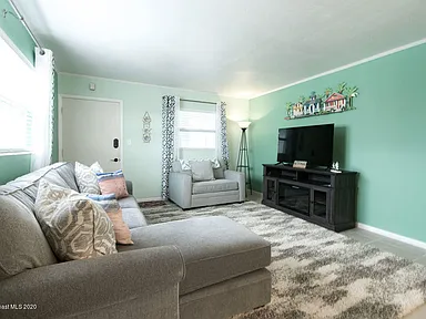 Cocoa Beach Coastal Apartment